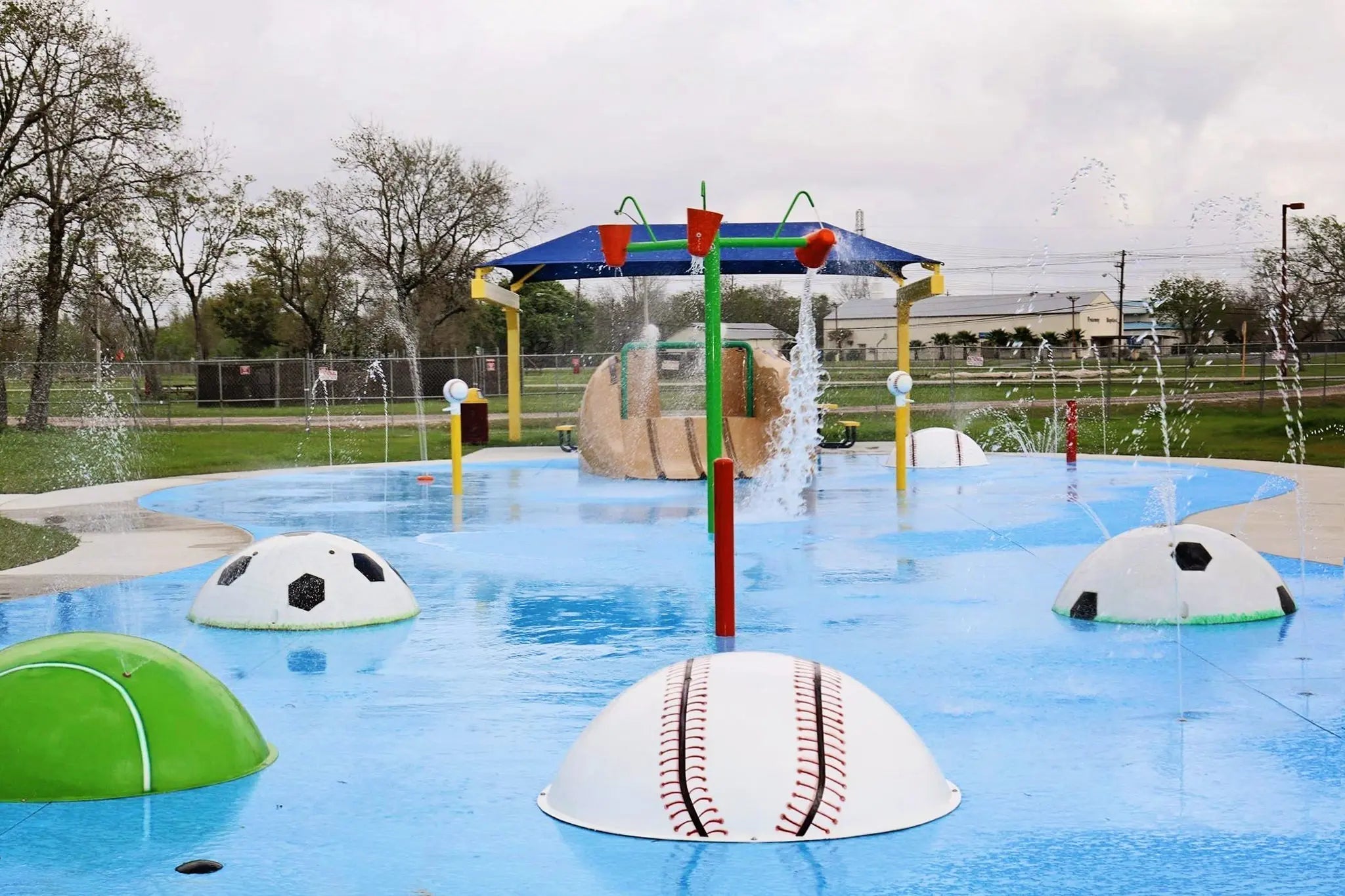 El Franco Lee Park Splash Pad - Playgrounds Etc